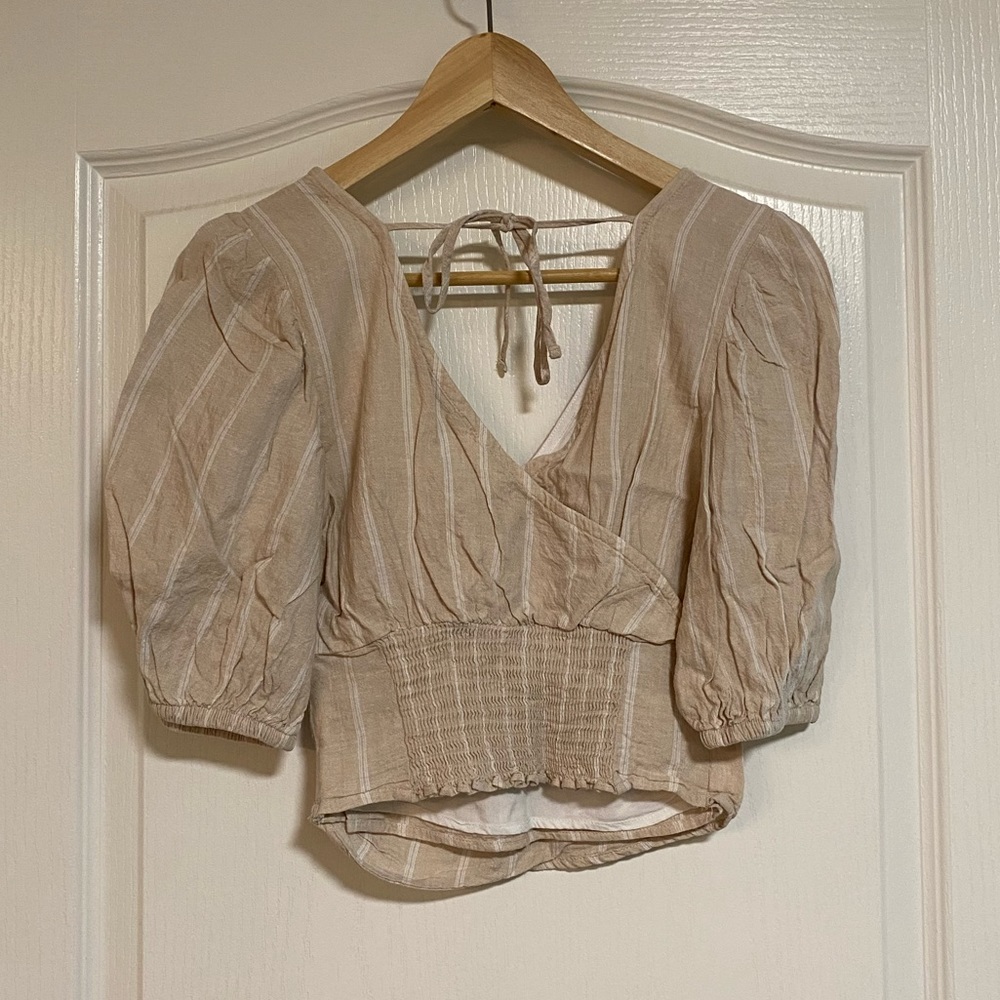 A&F Wrap Top - Picture 7 of 8